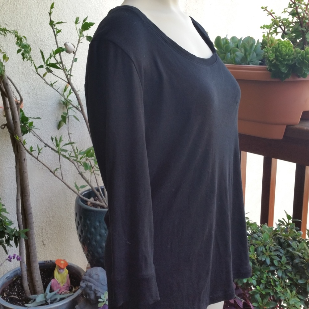 Jones New York Black light weight Sweater top